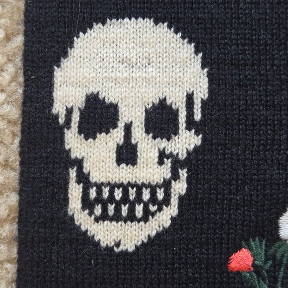 Skull Cashmere Embroidered Wool/Cashmere Scarf Skulls and Flowers - Picture 8 of 16